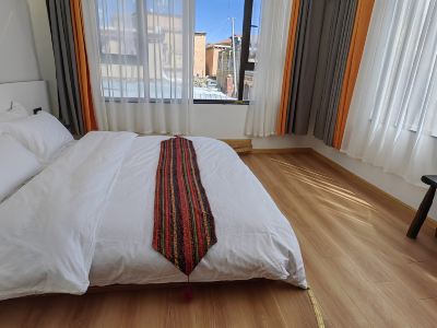 Litang Cloud Homestay