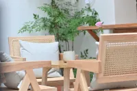 Nowhere Homestay - น้ำพุร้อน
