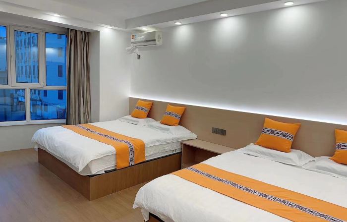 Qitaihe Hongming Express Hotel