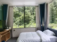 Li County Yijia Inn Homestay - Dağ Manzaralı