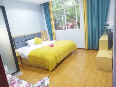 Chongqing Xinyu Hotel (Liling Zesheng Plaza Gaochuntang Branch) Hotel in zona Fuling Stadium