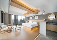 Xianyu River View Art Hotel (Jiefangbei Hongyadong Store)