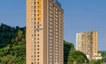 Prolit Hotel (Dazhou Luofu Square Railway Station)