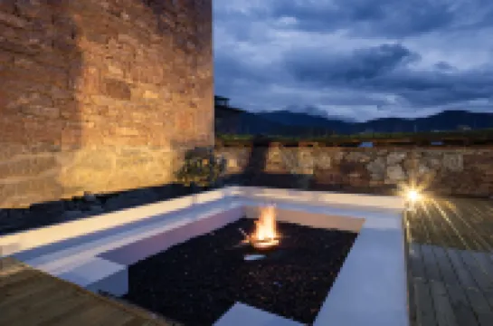 松澗雲月丨Holiday Hotel•觀景設計師酒店（納帕海景區店）