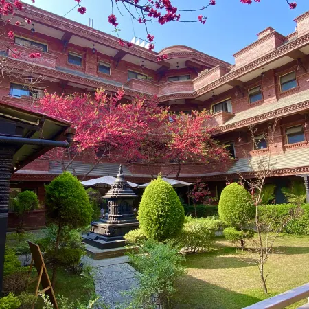 Hotel Siddhi Manakamana Отели рядом с достопримечательностью «Боудханат Ступа»