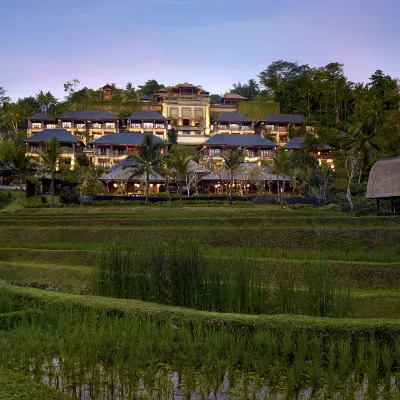 มันดาปา อะ ริทซ์-คาร์ลตัน รีเสิร์ฟ โรงแรมใกล้วัดตามันอายุน