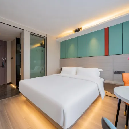 Astine Hotel (Nanning East Railway Station Outlet)