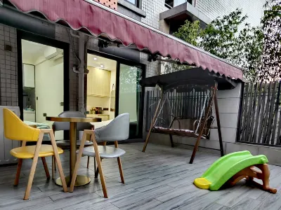 Mr. Mi's Apartment (Two Rivers and Four Lakes)