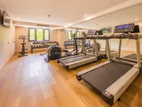 Hongge Apartment Hotel Hotels near Changning