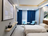 Guangchang County Xianggree business hotel - parking