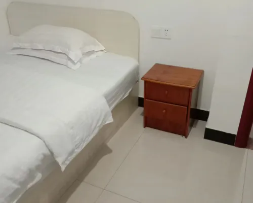 Ebian Xinrong Hotel Hotels in Ebian