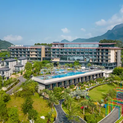 Guangzhou Hehui Hot Spring Hotel (Baishuizhai Resort) Hotels near Baishuizhai Scenic Area