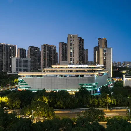 Atour Hotel Huzhou Administrative Center on Taihu Road