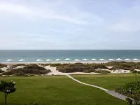 Jumeirah Saadiyat Island Abu Dhabi Hotel dekat Saadiyat Island