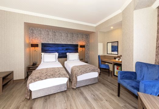 Demiray Hotel Old City의 실내 수영장