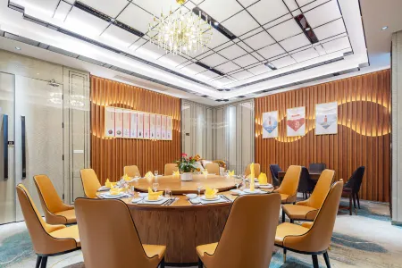 Yuan'an Hotel (Mingfeng Branch) Отели в г. Юаньань