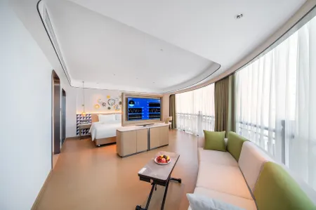 O.live Social Hotel (Lufeng Donghai Avenue)