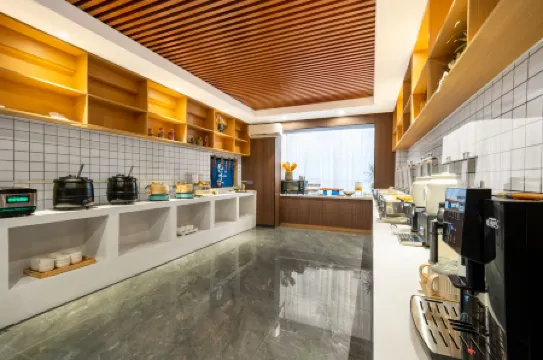 Borrman Hotel (Heze Wanda Plaza)