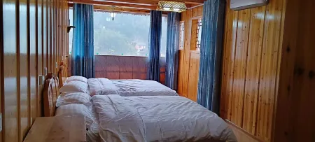 Yuanshi Homestay (Dali Dongzhai Branch)