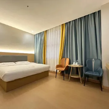 Dejiang Jiahe Holiday Inn