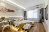 Yizhihua Smart Hotel (Wanyu Pedestrian Street) Hotels near Chen Ancestral Hall