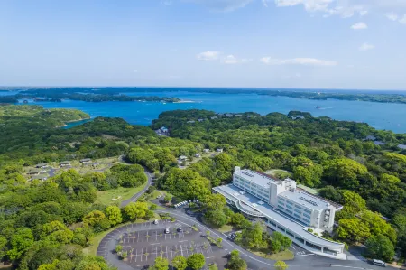 Nemu Resort Hotel Nemu Отели рядом с достопримечательностью «Yokoyama»