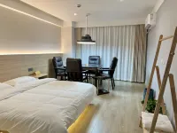 Yuncheng Jijing E-sports Homestay (Nanfeng Square) - Esports