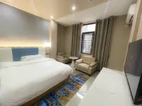 Manbo Hotel (Beihai Hepu Bus Terminal)