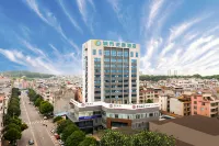 City Comfort Inn Hotel (Rong County Rongzhou Ancient City)