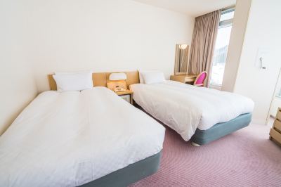 2号館 ファミリーツインA禁煙 ゲレンデビュー 苗場プリンスホテルの写真