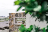 Southwest Business Hotel (Luzhou High speed Railway Station Southwest Business City Branch)