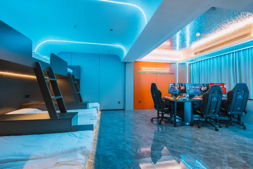 Baiyun E-Sports Hotel (Xuancheng High-Speed Railway Station Wanling Lake Scenic Area) - Esports