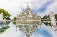 Fengyue · Ju  Hotel (Dehong Mangshi Dai Ancient Town Branch)