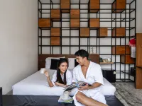 Book a Bed Poshtel Hotels near Rang Hill