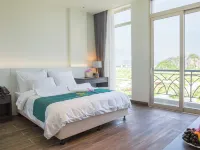 Ao Tien Harbour Boutique Hotel Hotels in Van Don