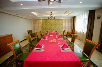 Tongjiang Xinyuan Dongguo Hotel（ YUAN DONG Wetland Park Store） Hotels in Tongjiang