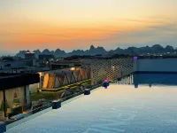 Guiyu Hotel Guilin Guomao Convention Center Hotels near Qixing