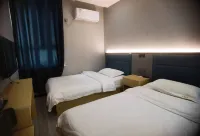 Ruoqiang Qiangyu Hotel