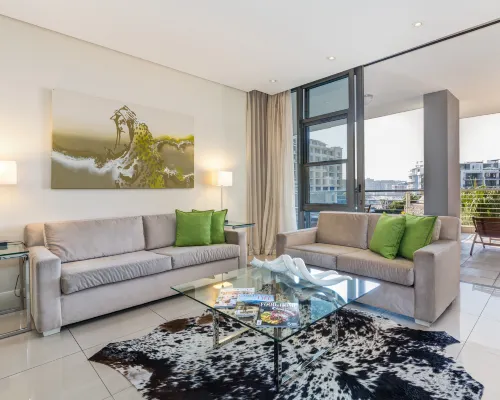 Lawhill Luxury Apartments by TPF Hotels near Clock Tower