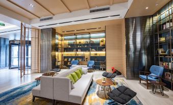 Atour Hotel (Xi'an North High-speed Railway Station)