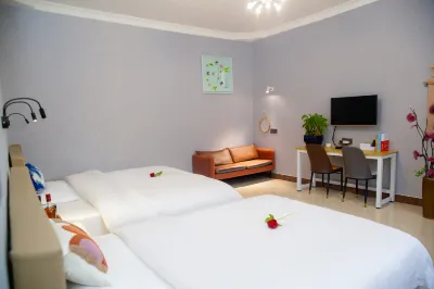 Qijiang Wannianlong Hotel Hotels near Baibei Miaozhai