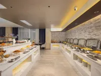 Lavande Hotel (Golmud Bayilu Underground Commercial Street Kunlun Park) Hotels in Golmud