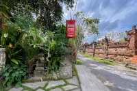 Men Bebas Homestay near Ubud Mitra RedDoorz Hotel dekat Platycerium / simbar tanduk rusa