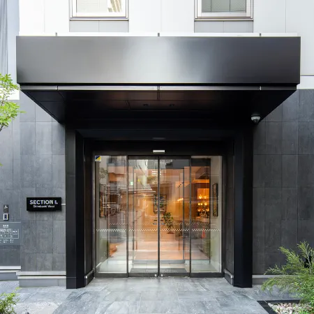 Section L Shimbashi West Отели рядом с достопримечательностью «Зоджоджи храм»