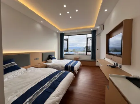 Eryuan Lian Tie Jinda Hotel