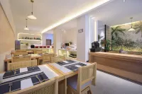 Alando Resort Hotel (Yangshuo West Street Lijiang Branch)