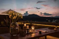 Tengchong Baopu Xishan Hotel (Heshun Ancient Town Branch) 진주샘(전주취엔) 주변 호텔