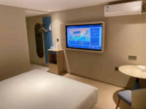 Home Inn (Jinzhong Shuncheng Street Yuci Old City) - ที่มีที่จอดรถ