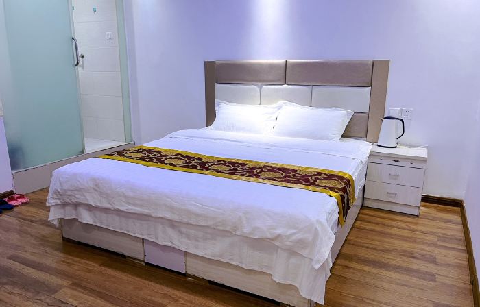 Xinyang Jinxin Hotel