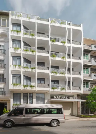 Nature Hotel - Nam Ky Khoi Nghia Отели в г. Далат